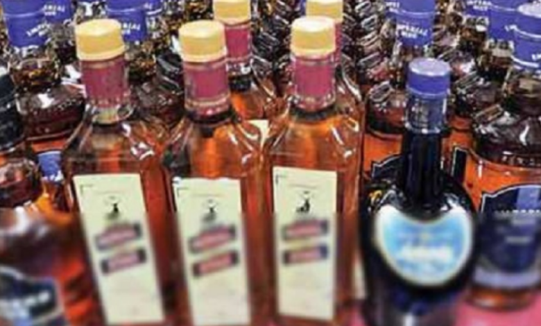 495 cartons of liquor worth Rs 25 lakh recovered from the truck