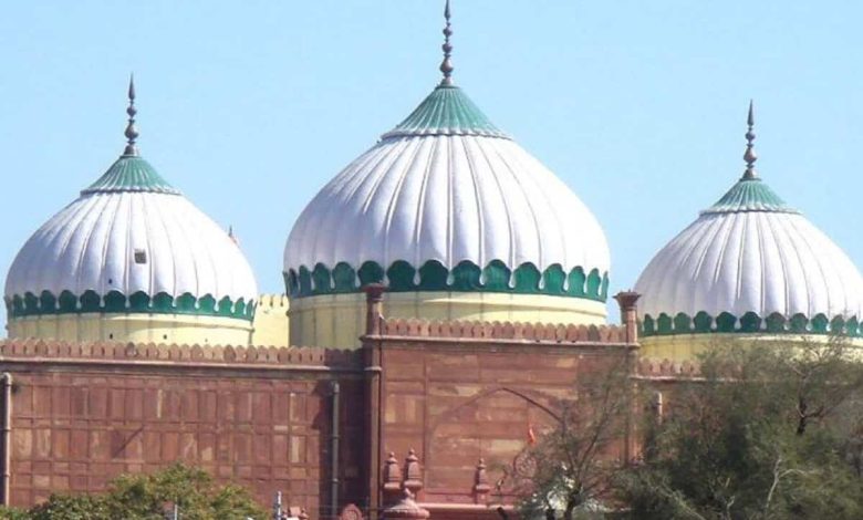 Mathura Major action on Shahi Eidgah Mosque, electricity cut, management committee fined 3 lakhs, case filed