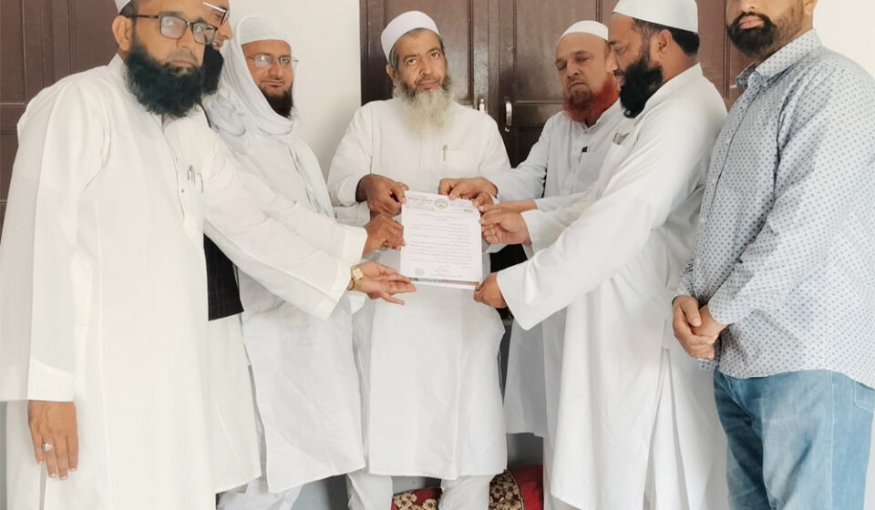 مولانا محمد مستقیم جمعیۃ علماء تحصیل نکوڑ کے کنوینر نامزد ، اصلاح معاشرہ کمیٹی کے ضلع کنوینر مولانا مشرف رشیدی نے لیٹر سونپا