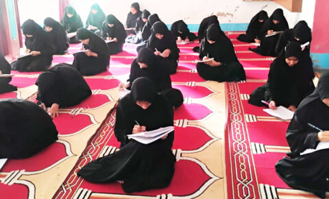 ارریہ میں مضمون نویسی مقابلے کا انعقاد، ہندوستان کی علمی، سیاسی وملی شخصیات نے ملک ہندوستان کو بام عروج تک پہنچانے میں اداکیا اہم کردار: مقررین