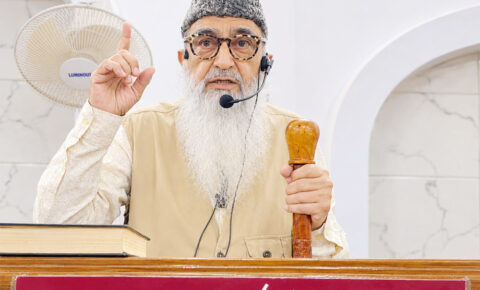 دنیا کیلئے3 منٹ، آخرت کیلئے ہمیشہ کی کریں تیاری : خطیب محمد اقبال، آگرہ کی مسجد نہر والی میں خطبۂ جمعہ کے دوران دنیا کی عارضی زندگی اور آخرت کی دائمی زندگی پر خطاب