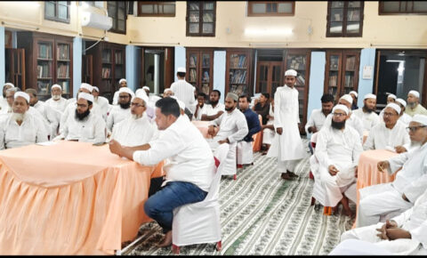خانقاہ رحمانی میں مدارسِ اسلامیہ کنونشن کی تیاری کے لیے مشاورتی نشست