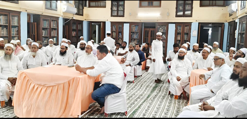 خانقاہ رحمانی میں مدارسِ اسلامیہ کنونشن کی تیاری کے لیے مشاورتی نشست