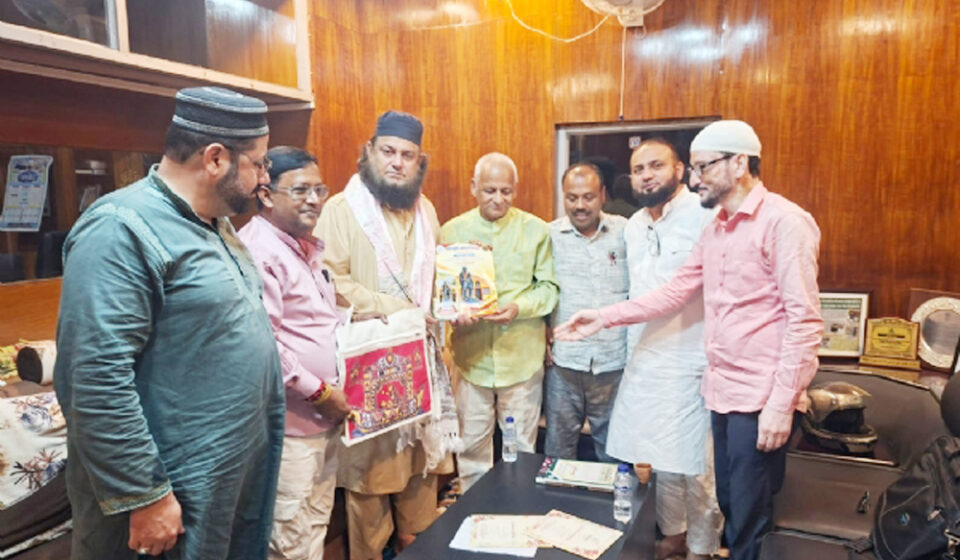 ’مہاتما گاندھی ہندوستان کی روح اور گنگا جمنی تہذیب کے روشن مینار‘