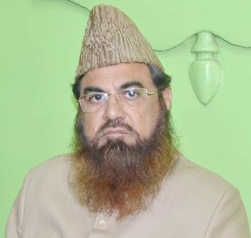 ریس کورس کی قدیم مسجد کو تحفظ کے ساتھ بنیادی سہولیات کو کرایا جائےبحال،’ملا فری اِنڈیا‘ کہہ کر تشدد پھیلانے والے پر سخت کارروائی کا مفتی مکرم کا مطالبہ
