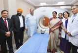 ریکھا نےکیا سی ٹی اسکین اور تین ایم آر آئی مشینوں کا افتتاح